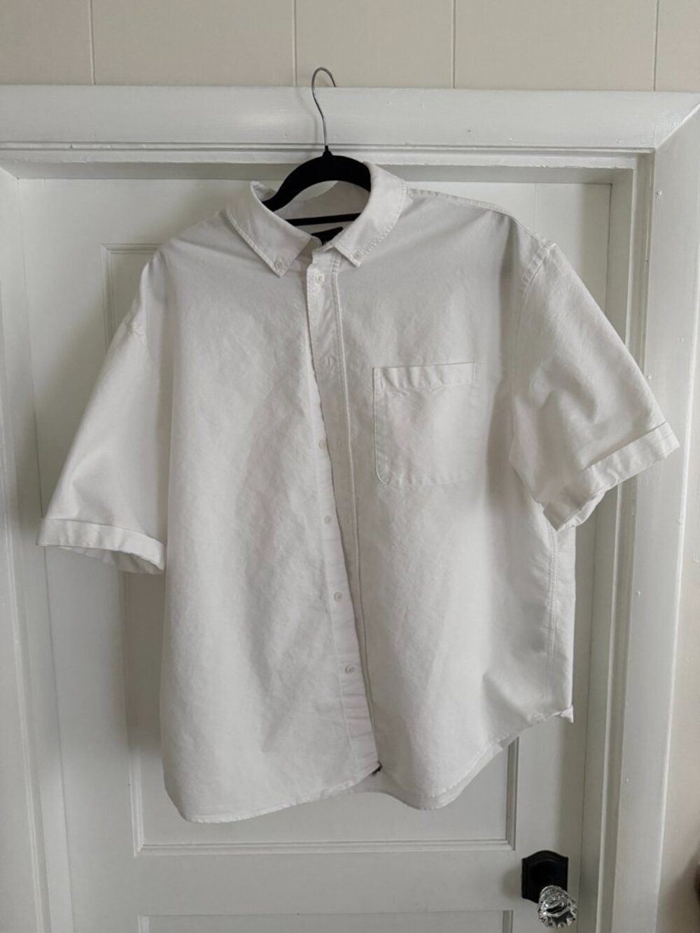H&M Men’s Large White Relaxed Fit Short Sleeve Button Down Shirt